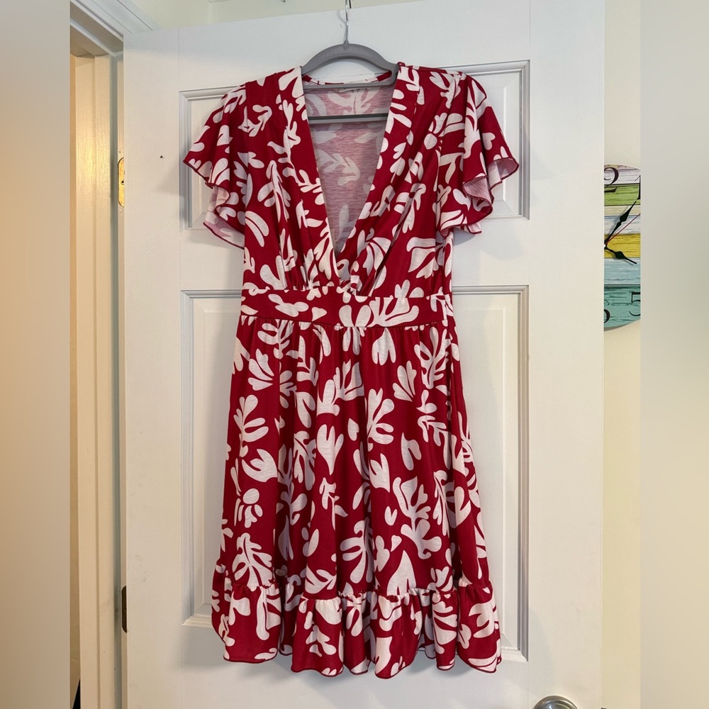 Torary Red & White Floral V-Neck Dress – Flutter Sleeve Summer Dress – M